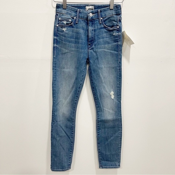 Mother The Looker Crop in Graffiti Girl Wash Size 23 - Picture 1 of 14